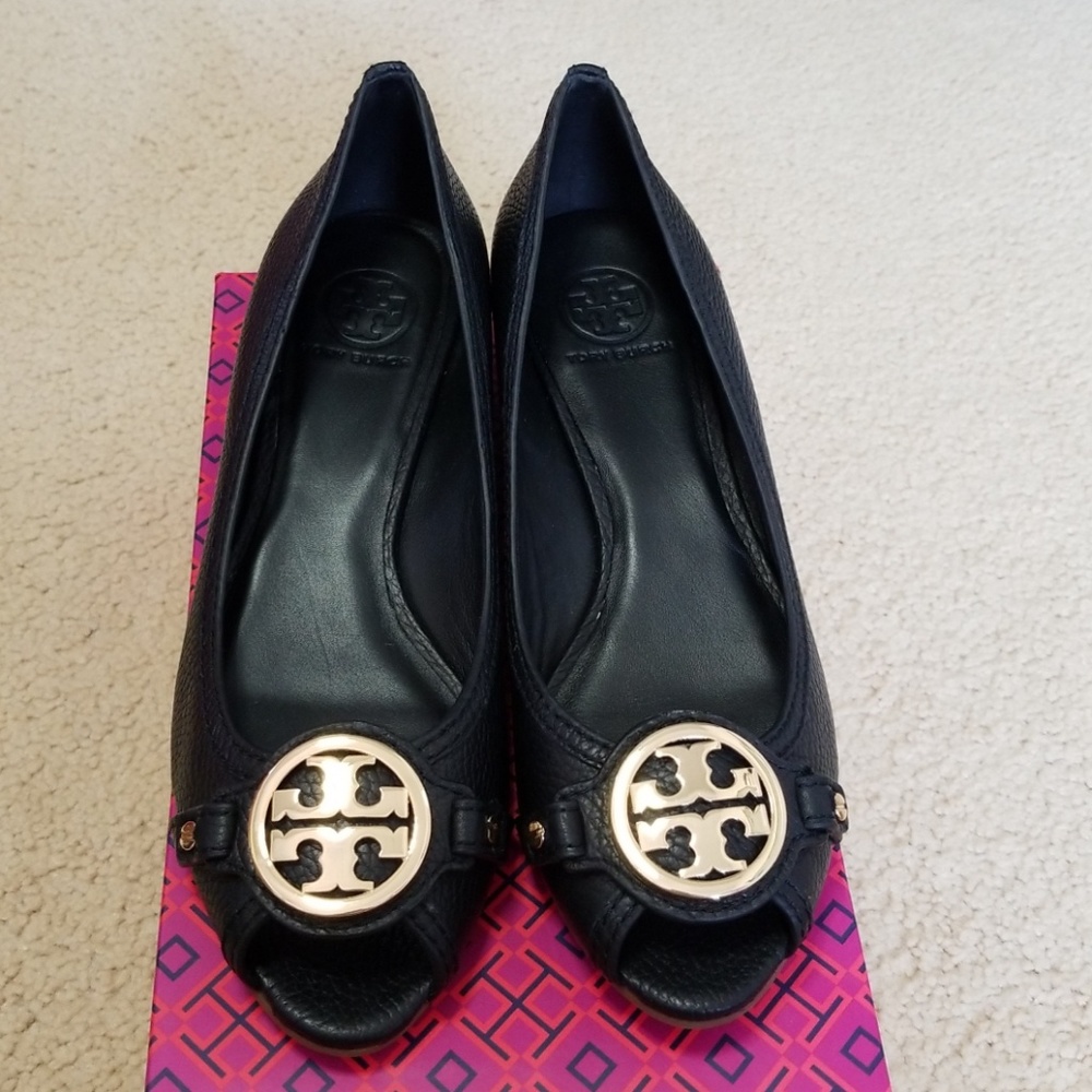BNIB Tory burch low wedge heels
